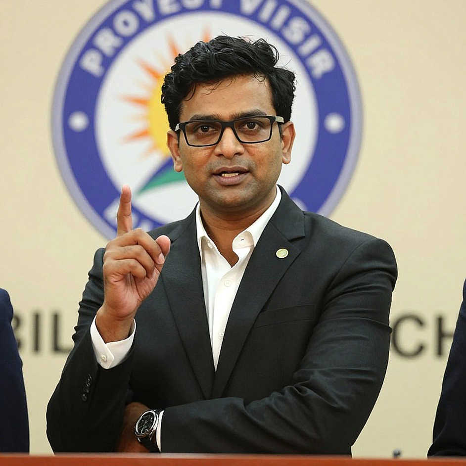 শূন্য পুরুষের জ্যামিতি: বাংলাদেশের টি-টোয়েন্টি ব্যাটিংয়ে অর্ধ-স্থান ও চুক্তির হিসাব