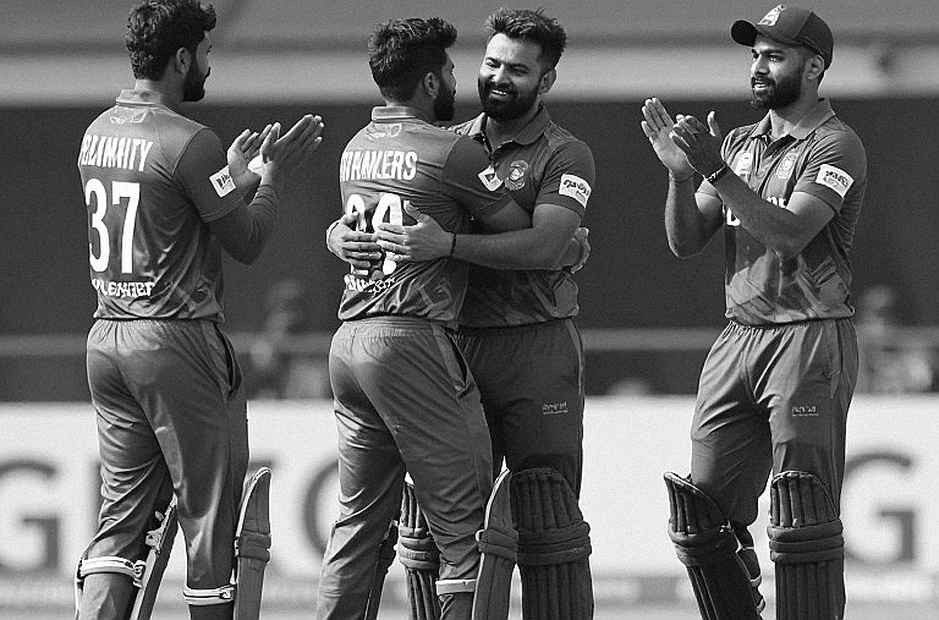 ভয়হীনতার খতিয়ান: জিম্বাবুয়ে থেকে চ্যাম্পিয়ন্স ট্রফি — ভারতের নারী দলের তিনটা ঘড়ি