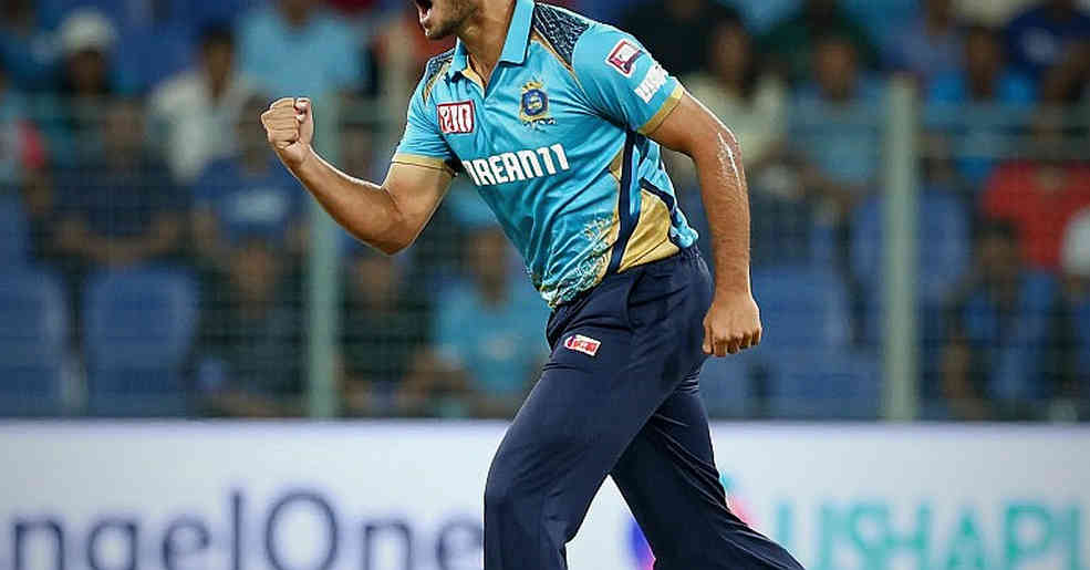 রাওয়ালপিন্ডিতে ৮২ রানে জয়, সিরিজে ২-০ পাকিস্তান: সাদাকাতের ৯৬, ইমরানের ৩/১১